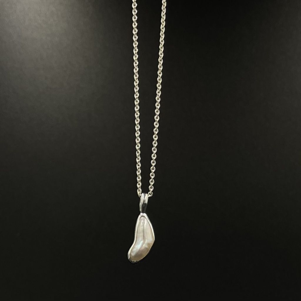 Biwa Pearl Chain | Sterling Silver Pendant | Mala Elements