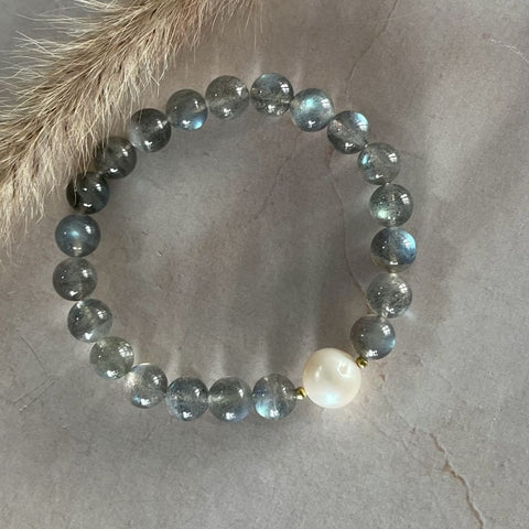 Alyssa AAA Grade Labradorite & Pearl Bracelet
