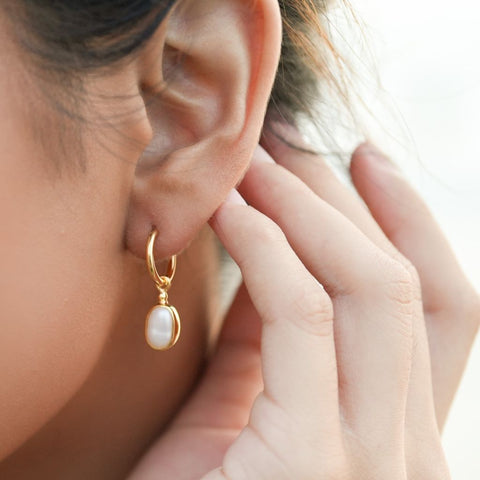 Biwa Pearl Tiny Hoop Earrings