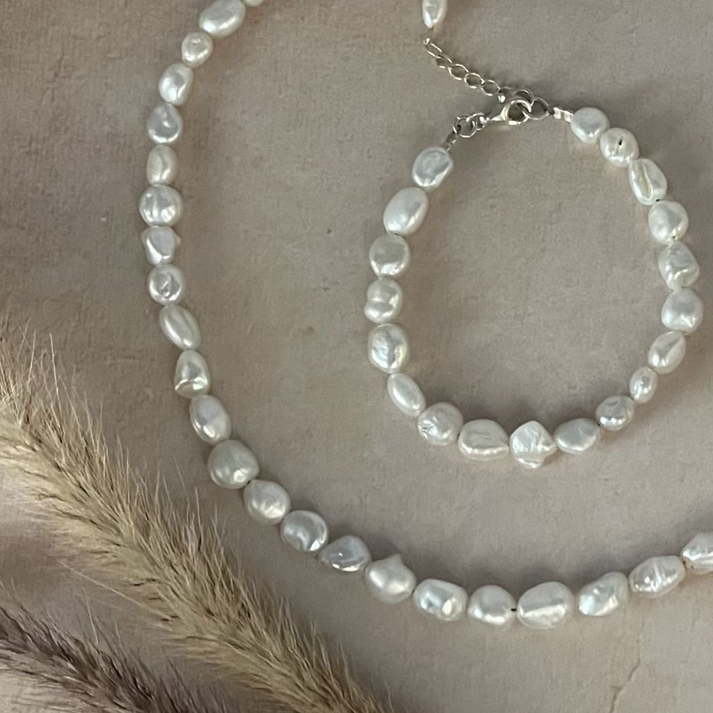 Baroque Pearl Necklace | Poppy Pearl Necklace | Mala Elements