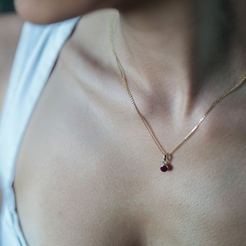 Fine Garnet Necklace