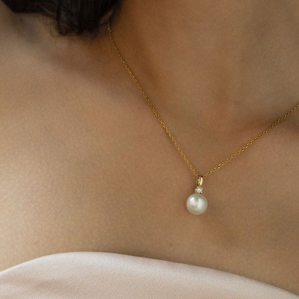 South Sea Pearls Necklace | Sara Diamond Pendant | Mala Elements