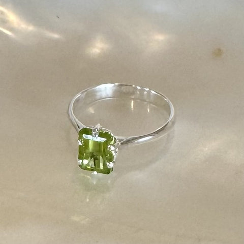 Grace Peridot Ring
