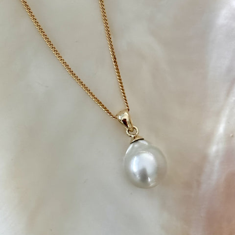 Solid Gold Baroque South Sea Pearl Pendant