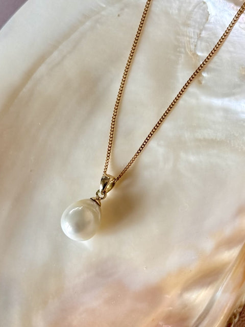 Solid Gold Baroque South Sea Pearl Pendant