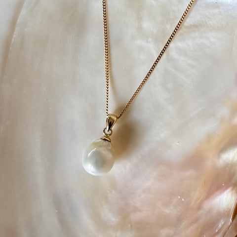Solid Gold Baroque South Sea Pearl Pendant